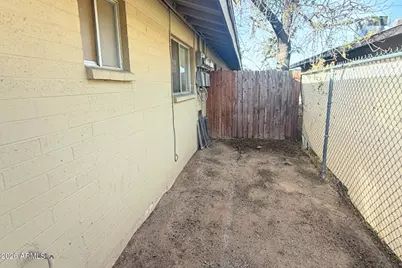 10831 N 18th Avenue #3, Phoenix, AZ 85029 - Photo 5