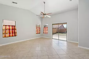 16267 W Yucatan Dr, Surprise, AZ 85379 - Photo 15