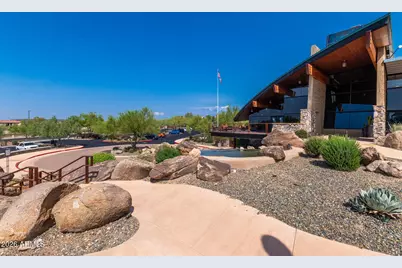 909 W Spur Drive, Phoenix, AZ 85085 - Photo 63