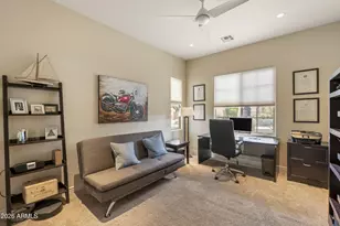 909 W Spur Dr, Phoenix, AZ 85085 - Photo 33