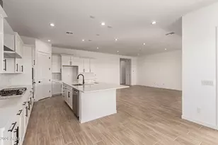 24190 N 172nd Dr, Surprise, AZ 85387 - Photo 13