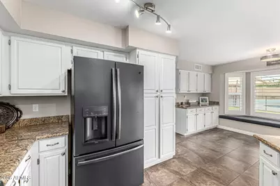 3348 E Glenhaven Drive, Phoenix, AZ 85048 - Photo 15