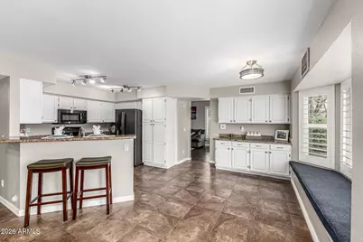 3348 E Glenhaven Drive, Phoenix, AZ 85048 - Photo 17