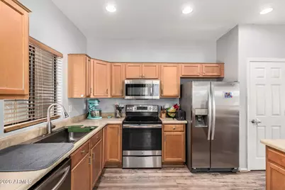 2328 E Greenlee Avenue, Apache Junction, AZ 85119 - Photo 9