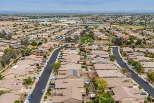 18223 W Paradise Ln, Surprise, AZ 85388 - Photo 47