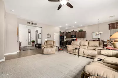 18223 W Paradise Lane, Surprise, AZ 85388 - Photo 7