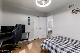 636 E Knoll St, Mesa, AZ 85203 - Photo 19