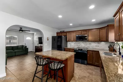 636 E Knoll Street, Mesa, AZ 85203 - Photo 9