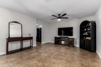 636 E Knoll Street, Mesa, AZ 85203 - Photo 17