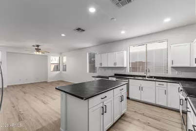 1364 E Whitten Place, Chandler, AZ 85225 - Photo 5