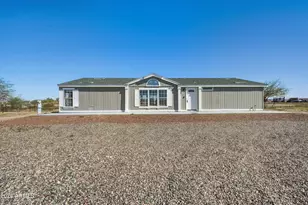 10618 W Prairie Ln, Casa Grande, AZ 85193 - Photo 3