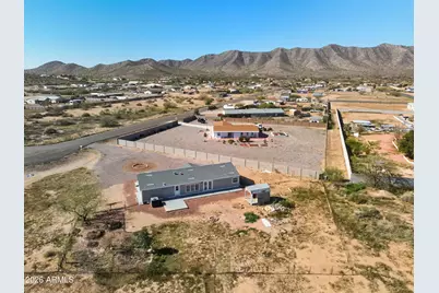 10618 W Prairie Lane, Casa Grande, AZ 85193 - Photo 3