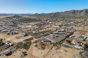 10618 W Prairie Ln, Casa Grande, AZ 85193 - Photo 5