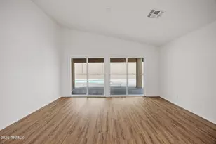 1040 E Amberwood Dr, Phoenix, AZ 85048 - Photo 17