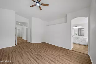 1040 E Amberwood Dr, Phoenix, AZ 85048 - Photo 25