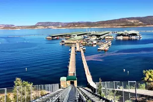 15611 W Hackamore Dr, Surprise, AZ 85387 - Photo 9