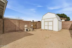 5402 W Country Gables Dr, Glendale, AZ 85306 - Photo 23