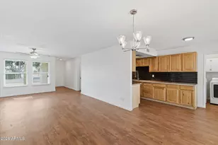 5402 W Country Gables Dr, Glendale, AZ 85306 - Photo 7