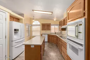 2054 N Thornton Rd, Casa Grande, AZ 85122 - Photo 11