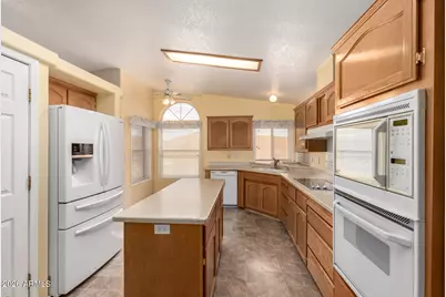 2054 N Thornton Road #186, Casa Grande, AZ 85122 - Photo 11