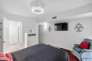 1885 E Kirkland Ln, Tempe, AZ 85281 - Photo 13