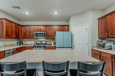 17170 W Butler Avenue, Waddell, AZ 85355 - Photo 11