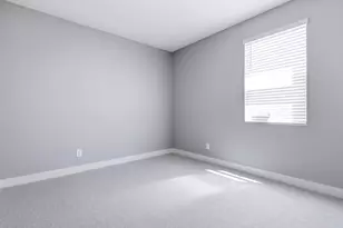 8074 N 185th Dr, Waddell, AZ 85355 - Photo 11