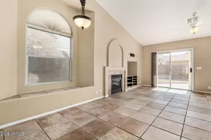 851 W Saragosa Street W, Chandler, AZ 85225 - Photo 5