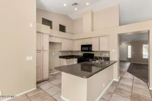 851 W Saragosa Street W, Chandler, AZ 85225 - Photo 7