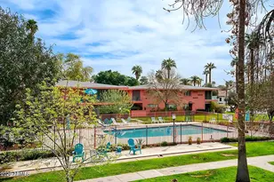 126 E Coronado Rd, Phoenix, AZ 85004 - Photo 15