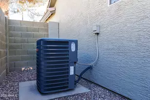 824 S Evergreen St, Chandler, AZ 85225 - Photo 25