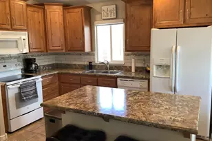 650 N Hawes Rd, Mesa, AZ 85207 - Photo 23