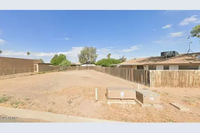 1676 S Pecos Drive #13, Casa Grande, AZ 85194 - Photo 1