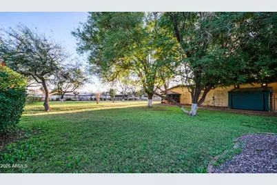 8807 W Christa Way, Tolleson, AZ 85353 - Photo 17