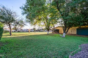 8807 W Christa Way, Tolleson, AZ 85353 - Photo 17