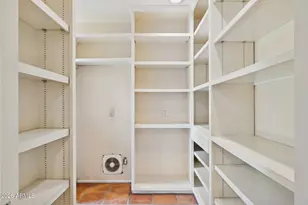 8111 E Monterey Way, Scottsdale, AZ 85251 - Photo 27