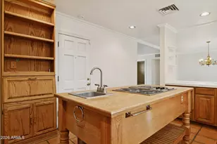 8111 E Monterey Way, Scottsdale, AZ 85251 - Photo 5