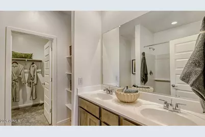 18782 W Sandlewood Drive, Goodyear, AZ 85338 - Photo 11