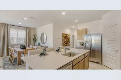 18782 W Sandlewood Drive, Goodyear, AZ 85338 - Photo 3