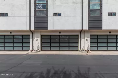 325 E Coronado Road #Unit 16, Phoenix, AZ 85004 - Photo 1