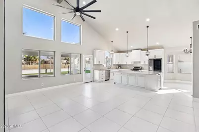 6270 W Rose Garden Lane, Glendale, AZ 85308 - Photo 15