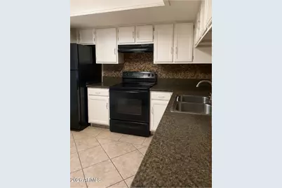 2423 E Tracy Lane #3, Phoenix, AZ 85032 - Photo 5