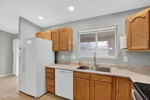 14920 S Overfield Rd, Arizona City, AZ 85123 - Photo 21