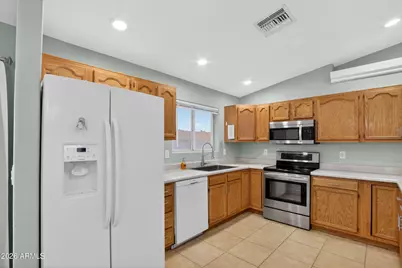 14920 S Overfield Road, Arizona City, AZ 85123 - Photo 13