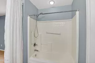 14920 S Overfield Rd, Arizona City, AZ 85123 - Photo 29