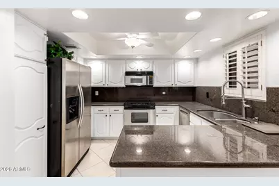 12212 N Paradise Village Parkway S #134, Phoenix, AZ 85032 - Photo 11