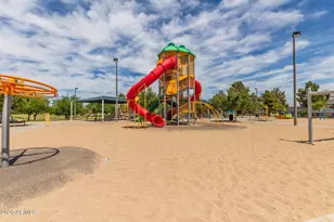 227 E Auburn Dr, Tempe, AZ 85283 - Photo 33