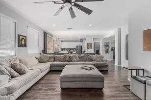 2415 S Whetstone Pl, Chandler, AZ 85286 - Photo 7