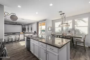 2415 S Whetstone Pl, Chandler, AZ 85286 - Photo 9