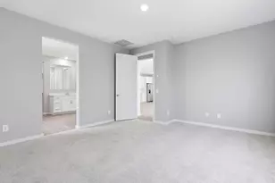 8066 N 185th Dr, Waddell, AZ 85355 - Photo 13
